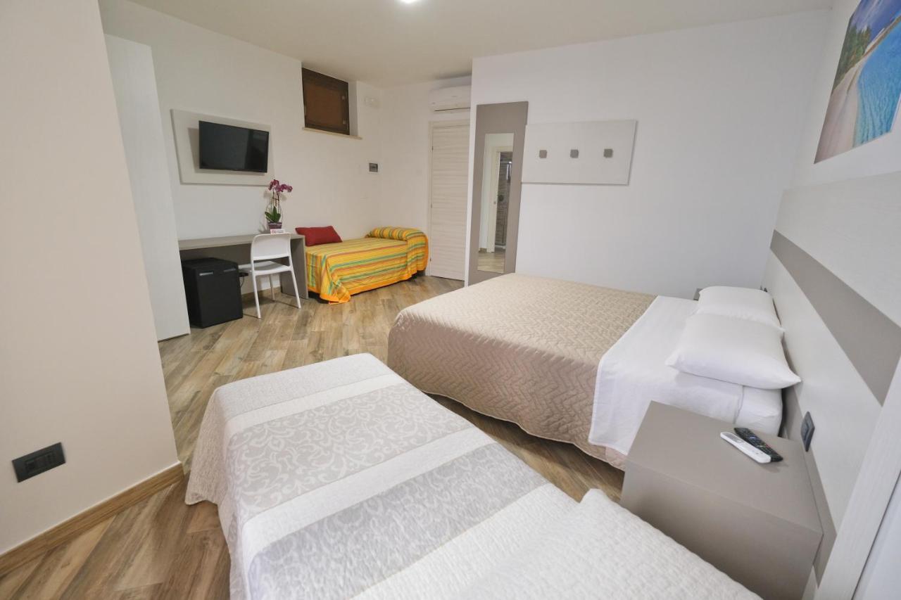Il Porto Affittacamere B&B Brindisi Zewnętrze zdjęcie